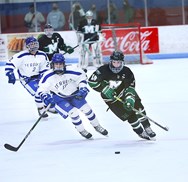 Special teams play carries No. 3 Minnechaug boys hockey to 4-1 victory over No. 2 West Springfield on senior night (photos)