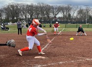 Agawam softball scores 10 in the fifth, rallies past Minnechaug behind Amber Bates’ walk-off hit