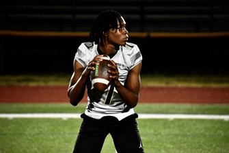 Springfield Central QB Jareth Staine Jr. receives scholarship offer from UMass 