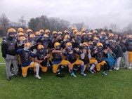 Chicopee Comp wins tenth straight Thanksgiving game in blowout win over Chicopee