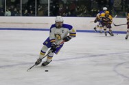 David Girouard, Cal Bullens leads Chicopee Comp boys hockey past Chicopee on Senior Night 