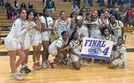 No. 3 Springfield Central girls basketball advances to D-I state tournament semifinals