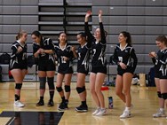 No. 4 Longmeadow sweeps No. 20 Reading, advance to Division II girls volleyball state quarterfinals (photos) 