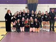 Kylie Sweren’s winning ace gives No. 1 Mount Greylock volleyball another WMass Class C title