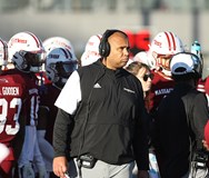 Valdamar Brower joining Holy Cross staff as defensive line coach 