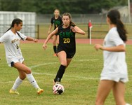 Northampton girls soccer bests Southwick in battle of unbeatens