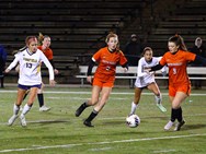 WMass Girls Soccer Roundup: South Hadley scores twice, shuts out Agawam 