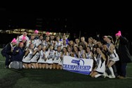 Walpole field hockey secures second-straight state title