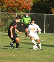Boys Soccer Scoreboard for Oct. 6: South Hadley, Belchertown play to 1-1 draw & more (photos)