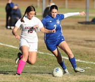 WMass Girls Soccer Roundup: Madeline Hockman leads Amherst past Granby (photos)