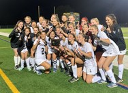 Defense wins the day as No. 1 Longmeadow field hockey tops No. 2 Minnechaug in WMass Class A Championship