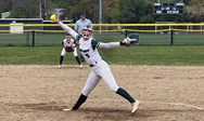 No. 2 Greenfield softball knocks off No. 1 Westfield in extras