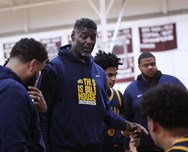 Lou Roe no longer coaching Putnam boys' basketball team