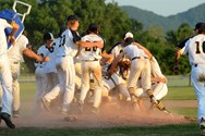 Jack Feltovic, timely two-out hitting helps No. 2 Hopkins baseball earn third straight WMass D-IV title over No. 5 Ware (photos/video)