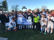 No. 3 Belchertown boys soccer goes back-to-back with 2-1 win over No. 1 Mount Greylock in WMass D-III finals