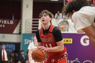 Joey McGovern leads No. 1 Hoosac Valley past No. 5 Mahar in Div. V boys basketball state semifinal (video) 