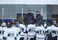 Corby Marini, special teams unit lead No. 2 Minnechaug boys hockey in 3-2 victory over No. 1 Longmeadow