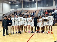 No. 1 Central girls basketball wins back-to-back WMass Class A titles, defeats No. 3 Amherst