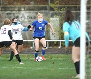 Girls Soccer Scoreboard: Theriault sisters lead No. 16 Palmer over No. 19 Mount Greylock & more
