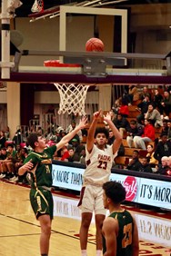 No. 6 Chicopee boys basketball edges No. 5 Taconic 46-44 at Hoophall Classic