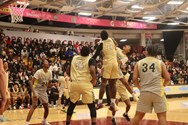 Springfield Central avenges last year’s Hoophall Classic loss, beats Putnam 56-47