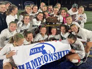 Kyah Montano saves best for last, lifts Nipmuc to D-III state title