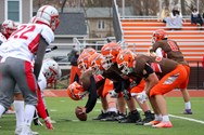 Griffen Levesque, key plays lead No. 10 Agawam past No. 9 Westfield, 26-7 