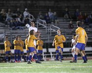 No. 3 Chicopee Comp boys soccer shuts out No. 9 Springfield Central, 1-0